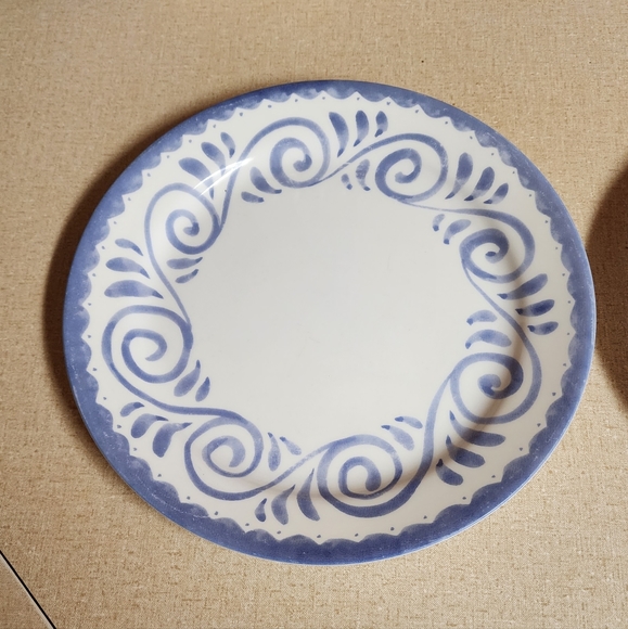 Corelle Dining Corelle 2 Dinner Plates Poshmark